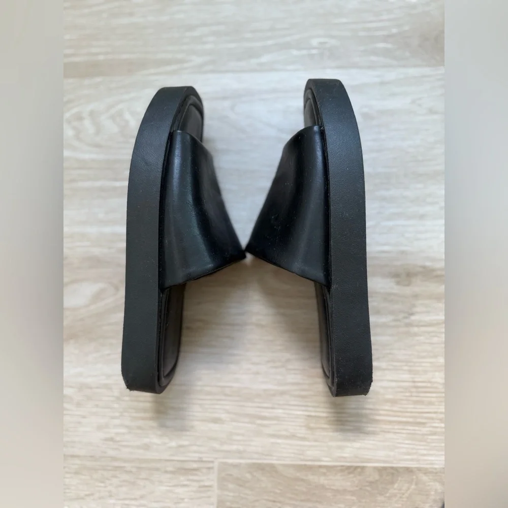 Primark (fake leather) Black Slide Sandals size 39 eu - 8 us